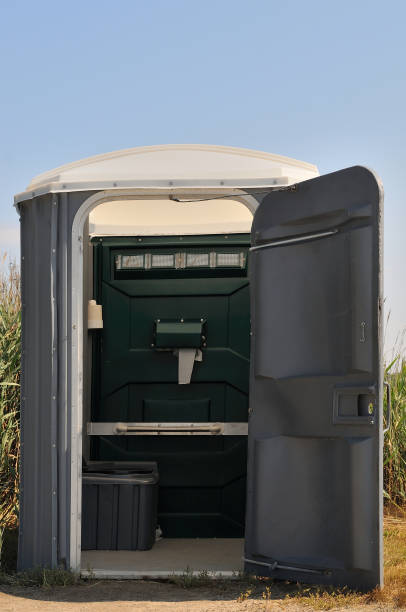 Best Porta potty delivery and setup  in Baltic, SD